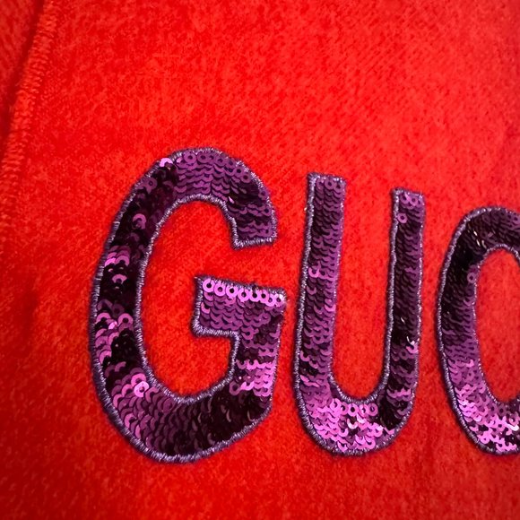GUCCI RED SEQUIN "GUCCY" SCARF - Picture 3 of 11